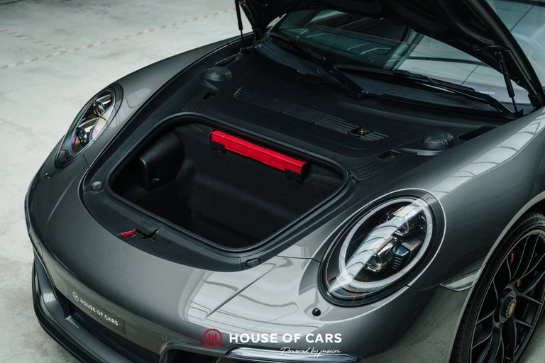 Porsche 991.2 Carrera 4 GTS