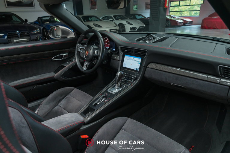 Porsche 991.2 Carrera 4 GTS