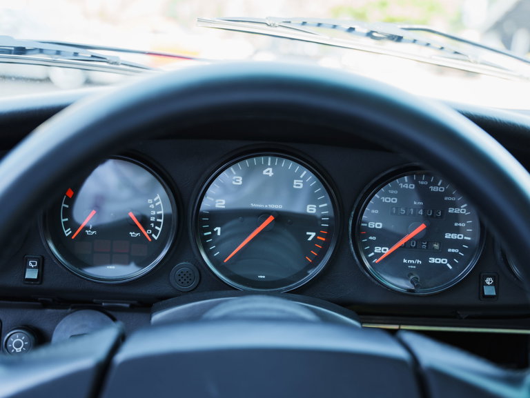 Porsche 964 Carrera 4