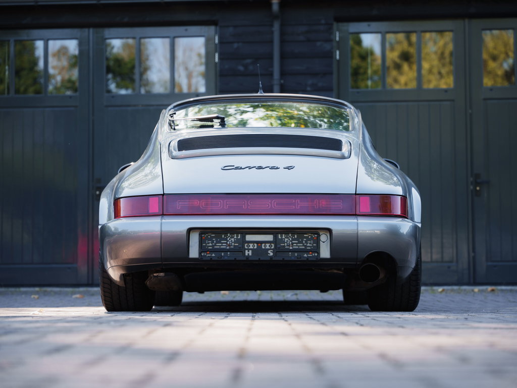 Porsche 964 Carrera 4