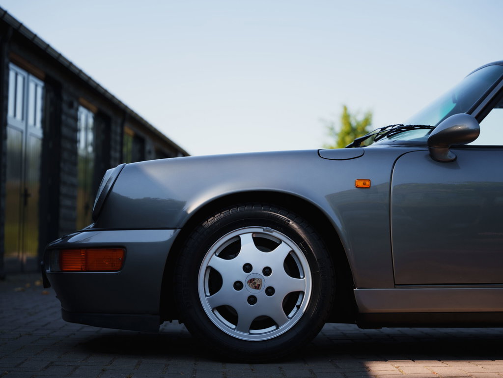 Porsche 964 Carrera 4