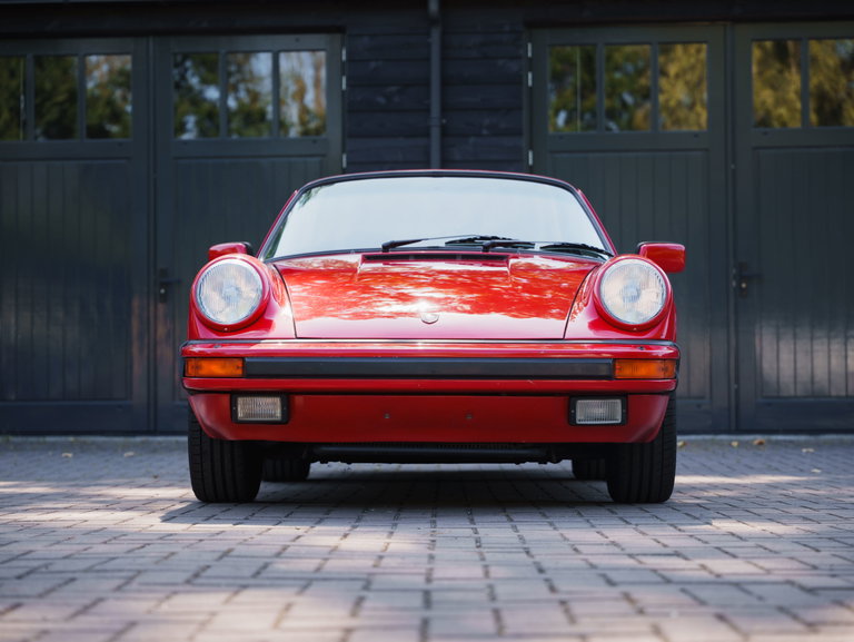 Porsche 911 Carrera 3.2 (US)