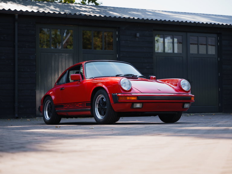 Porsche 911 Carrera 3.2 (US)