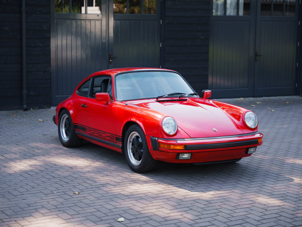 Porsche 911 Carrera 3.2 (US)