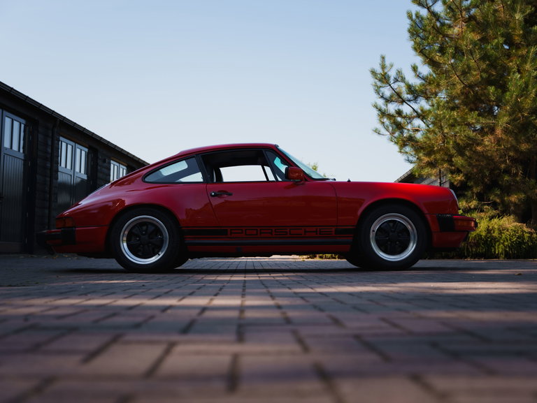 Porsche 911 Carrera 3.2 (US)