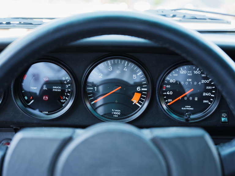 Porsche 911 Carrera 3.2 (US)