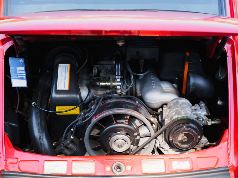 Porsche 911 Carrera 3.2 (US)