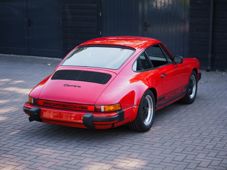 Porsche 911 Carrera 3.2 (US)
