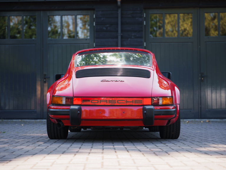 Porsche 911 Carrera 3.2 (US)