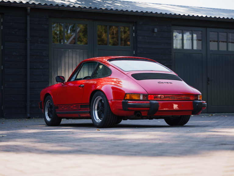 Porsche 911 Carrera 3.2 (US)