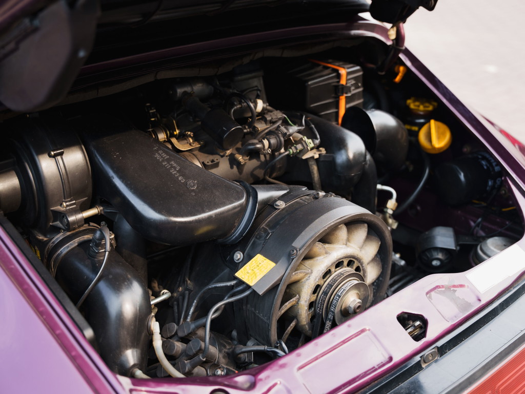 Porsche 964 Carrera 4