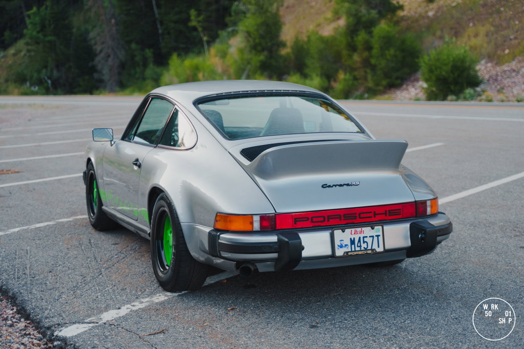 Porsche 911 Carrera 2.7