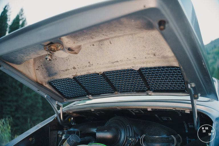 Porsche 911 Carrera 2.7