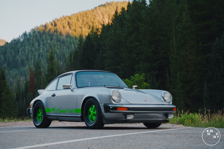Porsche 911 Carrera 2.7