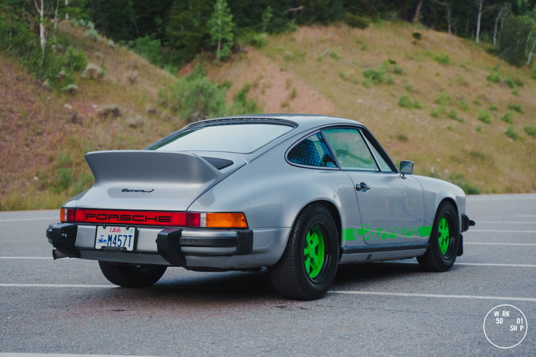 Porsche 911 Carrera 2.7