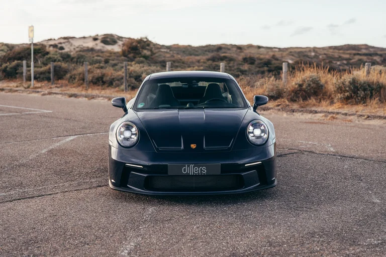 Porsche 992 GT3 Touring