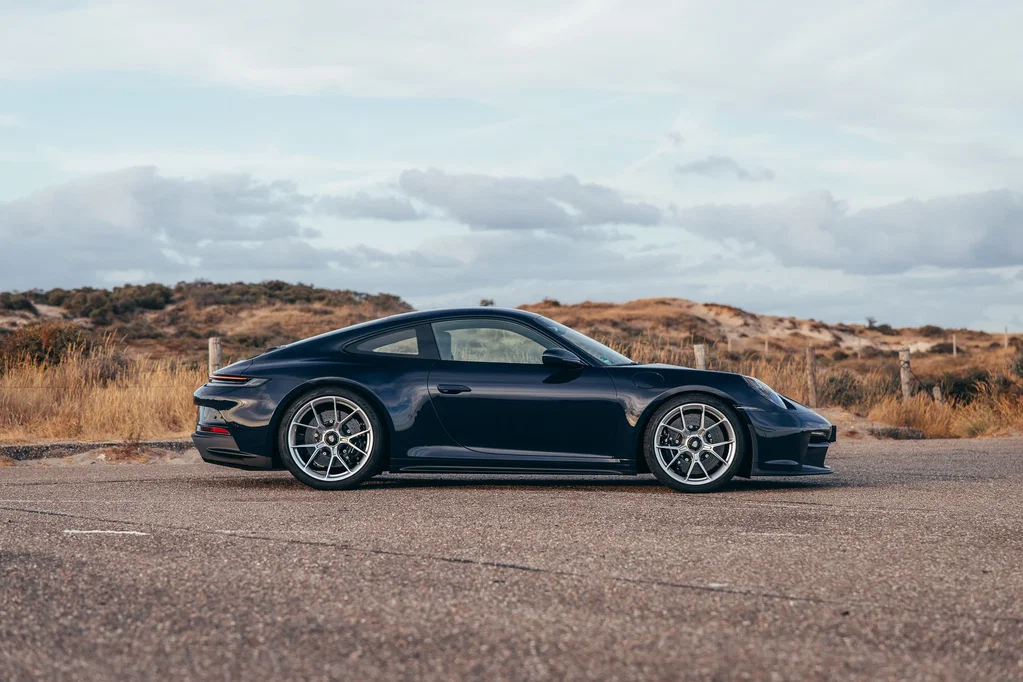 Porsche 992 GT3 Touring
