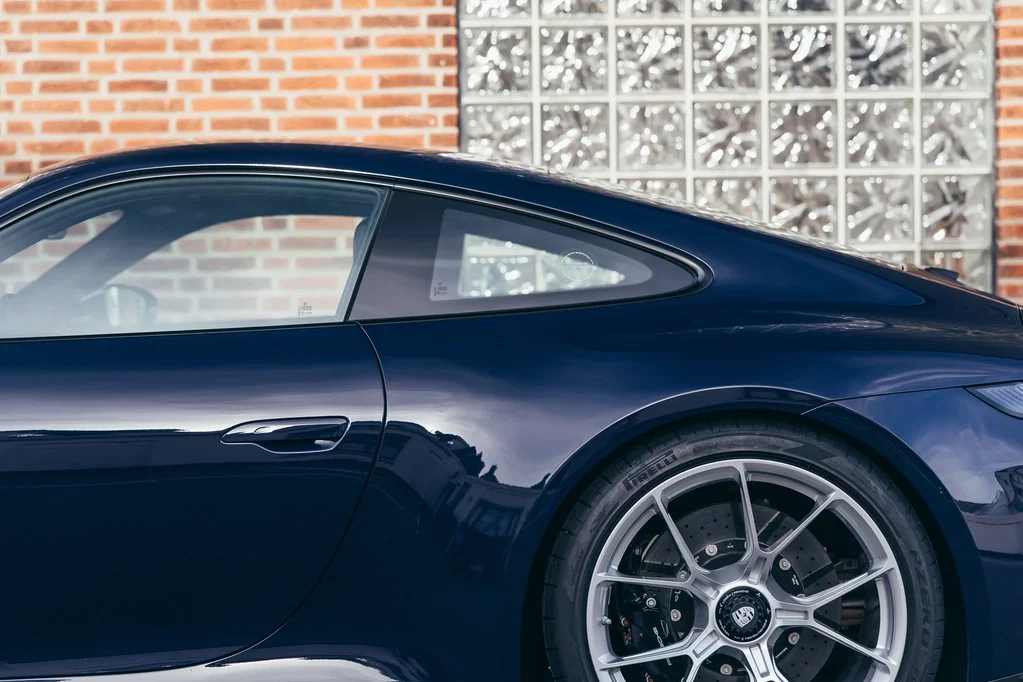 Porsche 992 GT3 Touring