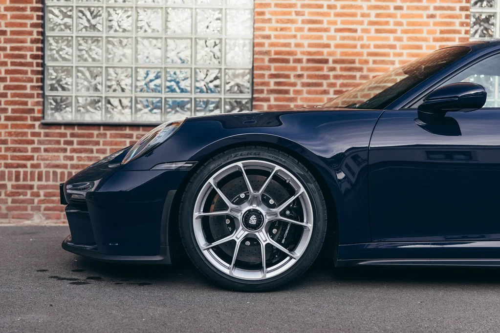 Porsche 992 GT3 Touring