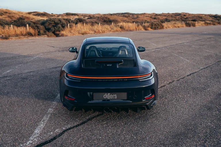 Porsche 992 GT3 Touring