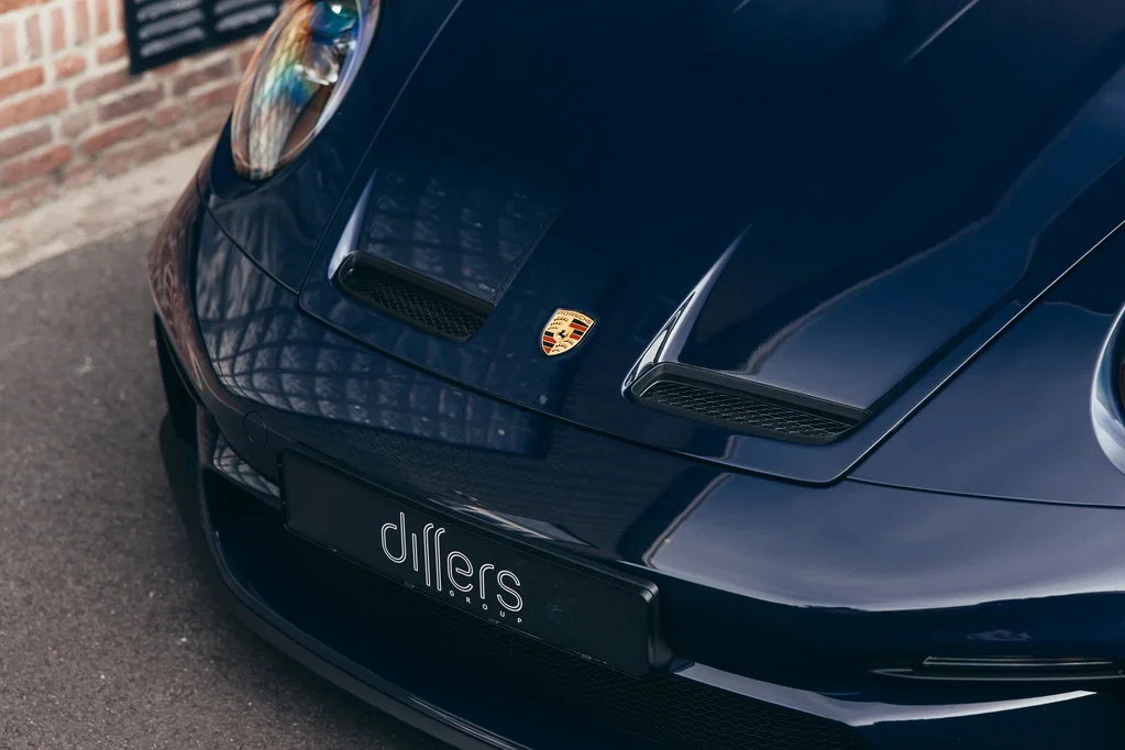 Porsche 992 GT3 Touring