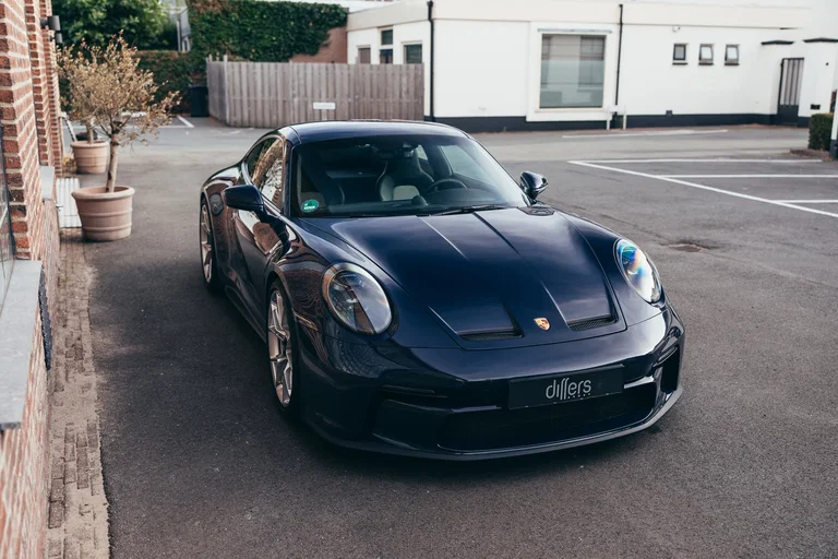 Porsche 992 GT3 Touring