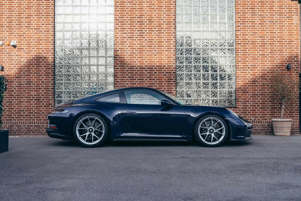 Porsche 992 GT3 Touring