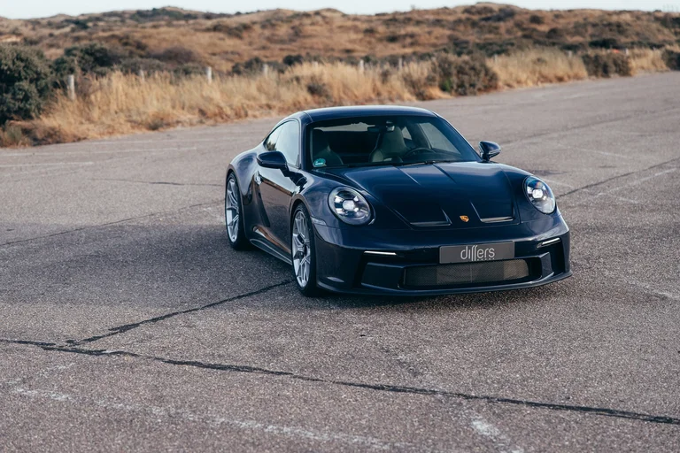 Porsche 992 GT3 Touring