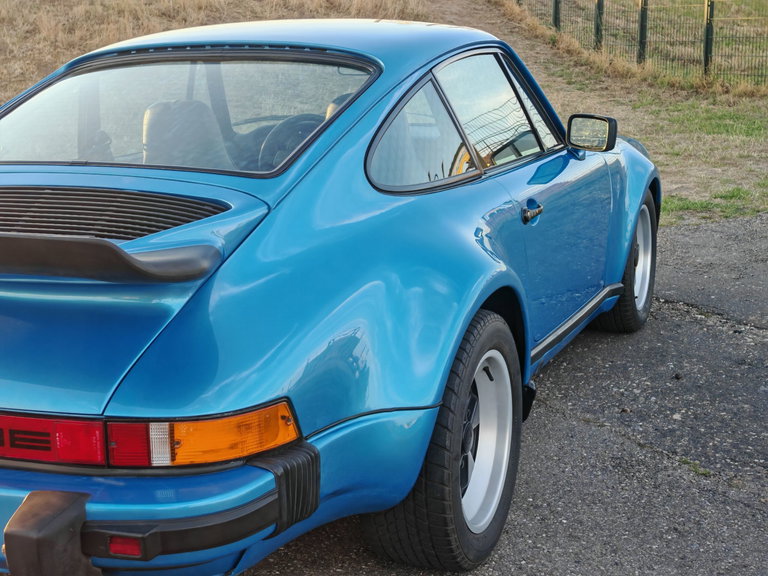 Porsche 911 Turbo 3.0