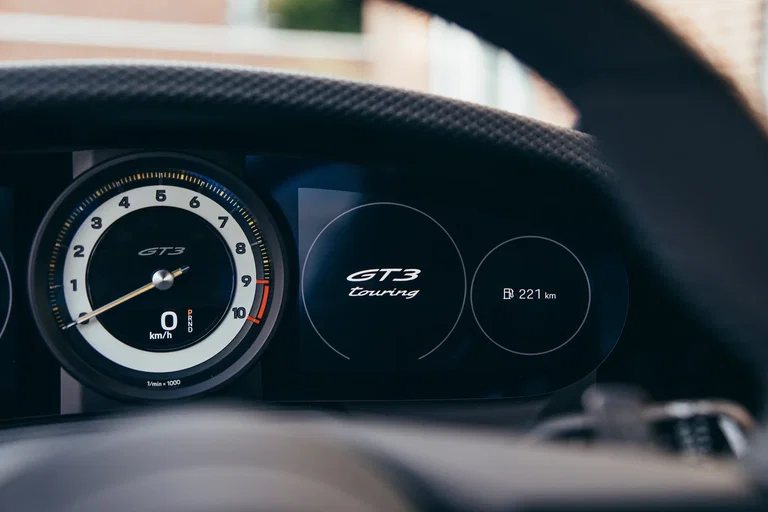 Porsche 992 GT3 Touring