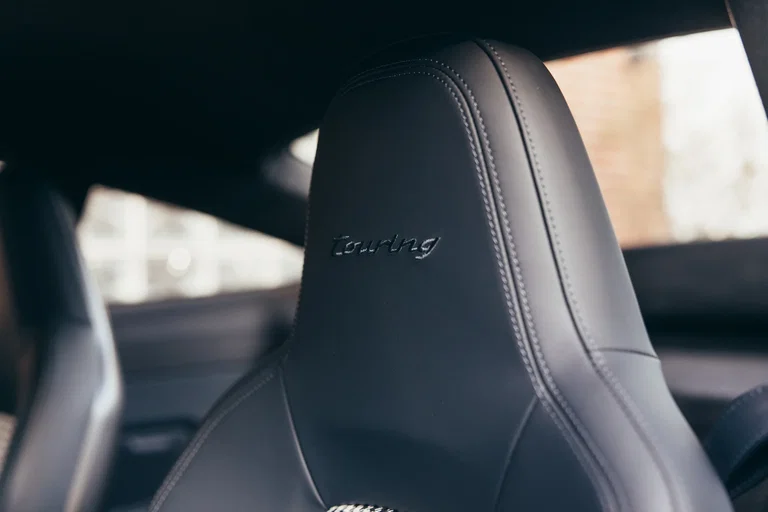 Porsche 992 GT3 Touring
