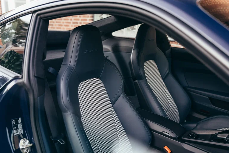 Porsche 992 GT3 Touring