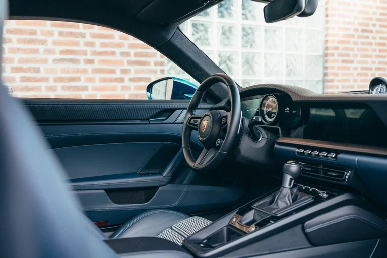 Porsche 992 GT3 Touring