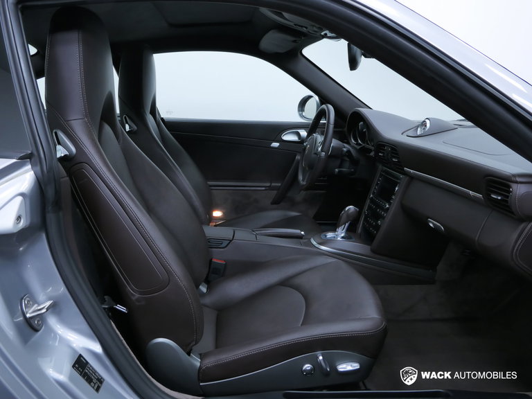 Porsche 997.2 Carrera 4S