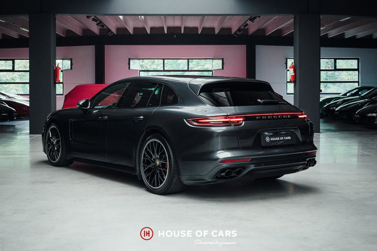 Porsche Panamera Turbo
