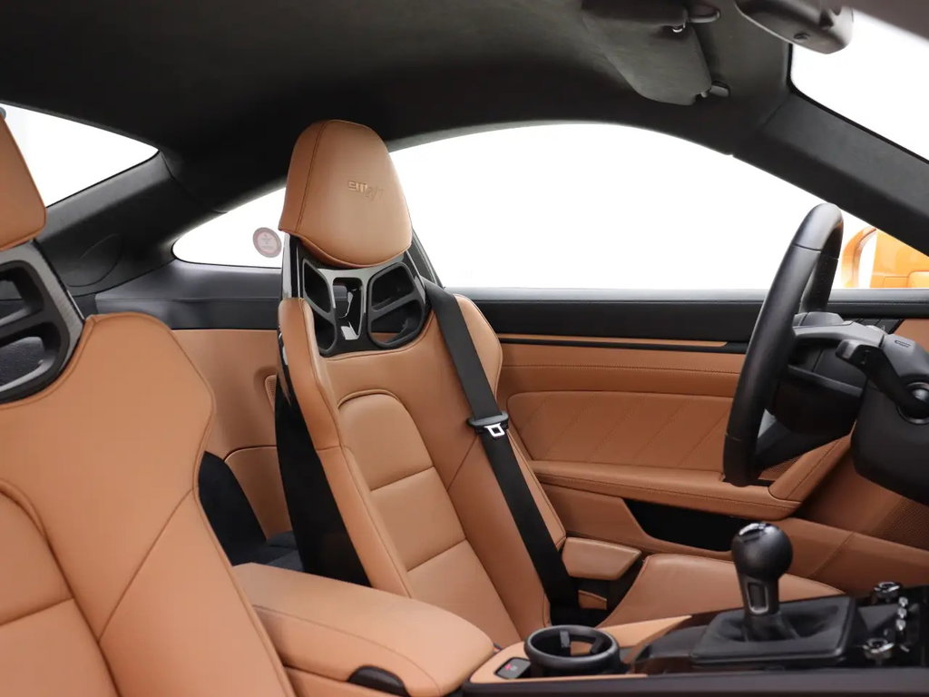 Porsche 911 S/T