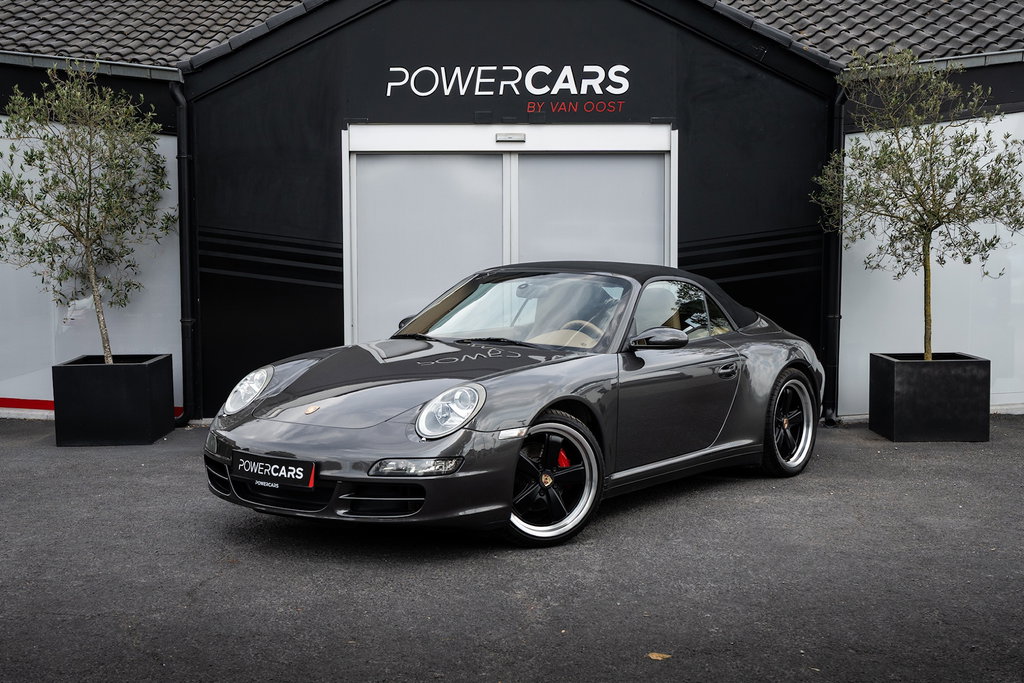Porsche 997 Carrera 4