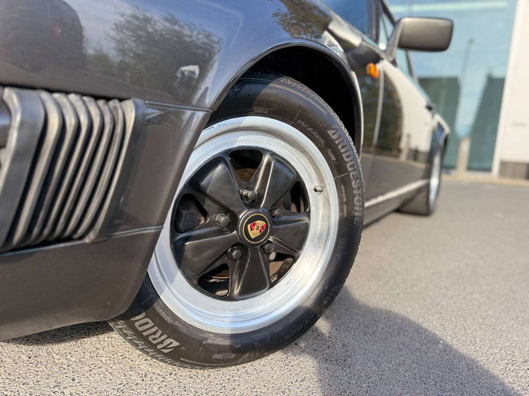 Porsche 911 SC