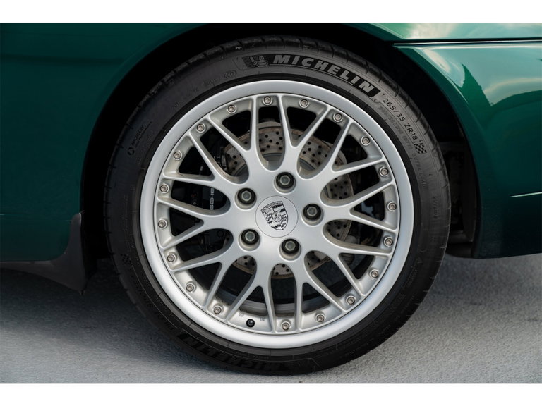 Porsche 996 Carrera