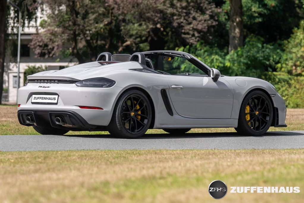 Porsche 718 Spyder