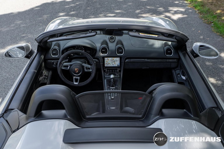 Porsche 718 Spyder