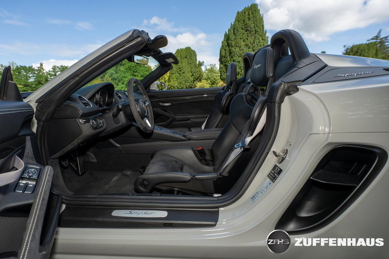 Porsche 718 Spyder