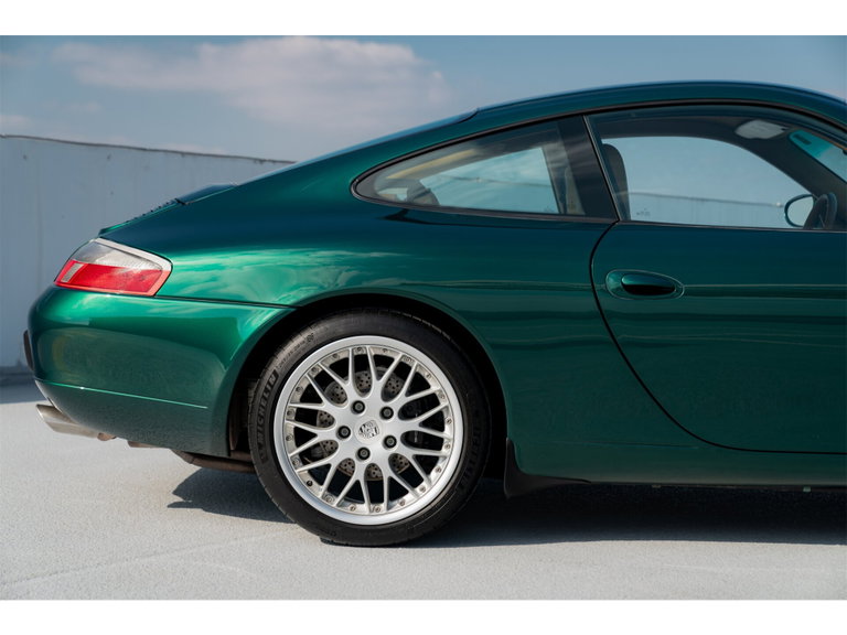 Porsche 996 Carrera