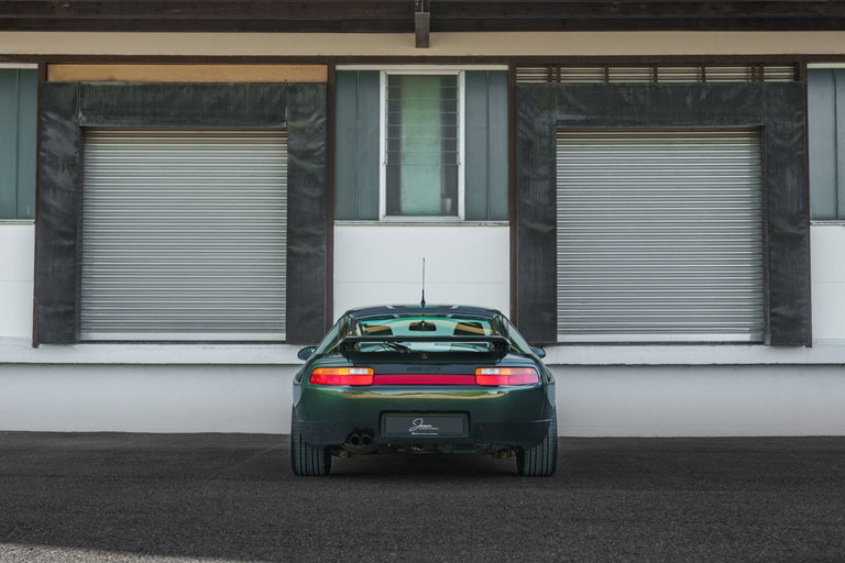 Porsche 928 GTS
