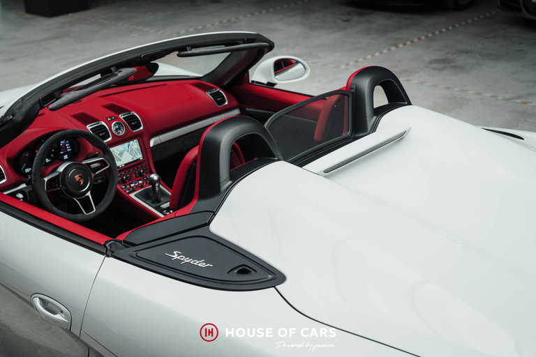 Porsche 981 Boxster Spyder