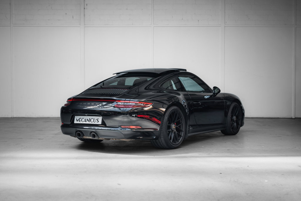 Porsche 991.2 Carrera 4 GTS