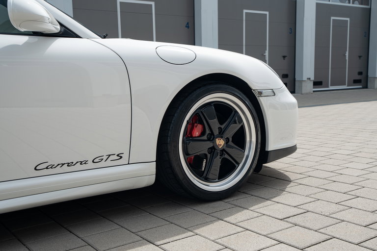 Porsche 997.2 Carrera GTS