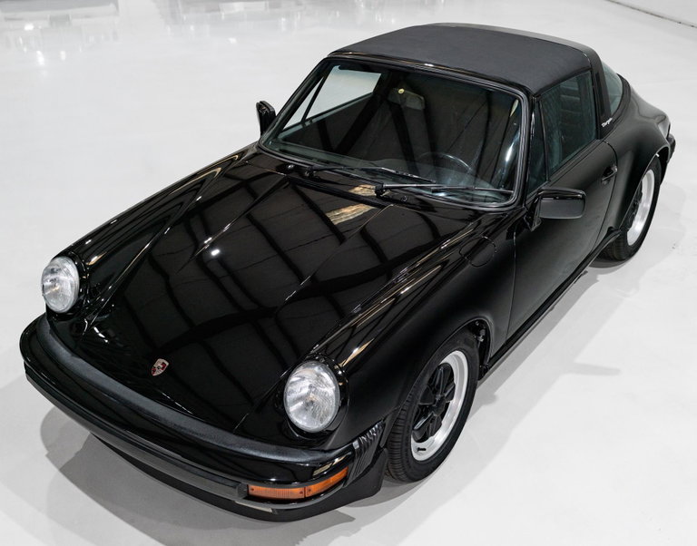 Porsche 911 Carrera 3.2 (US)
