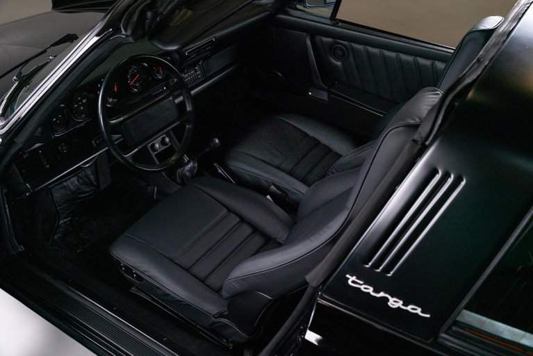 Porsche 911 Carrera 3.2 (US)