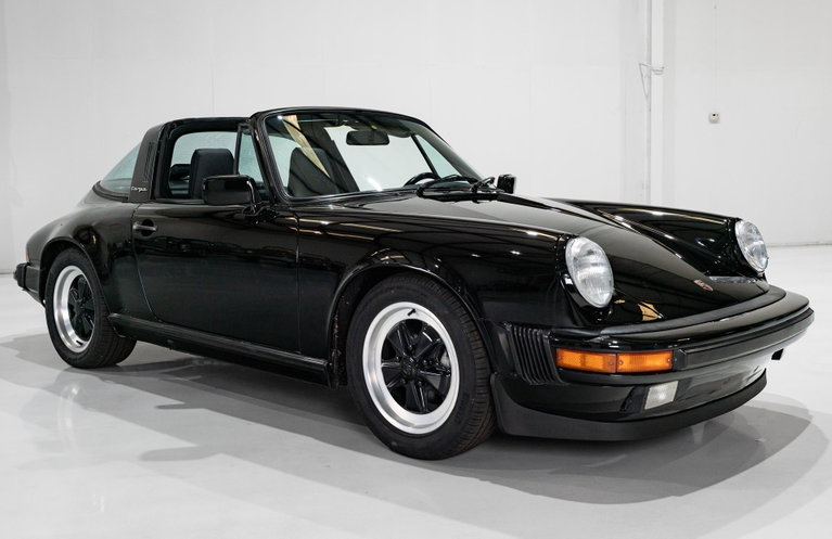 Porsche 911 Carrera 3.2 (US)